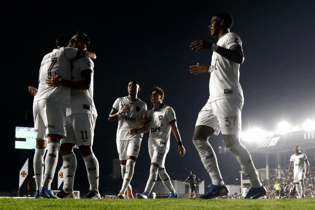 botafogo-x-internacional:-fogao-encara-o-coritiba-antes-de-jogao-no-df