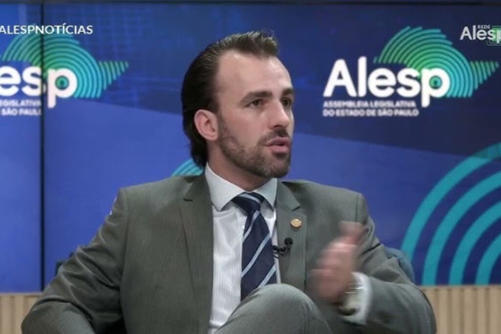 lucas-bove-sera-julgado-por-violencia-domestica-2-dias-apos-eleicoes