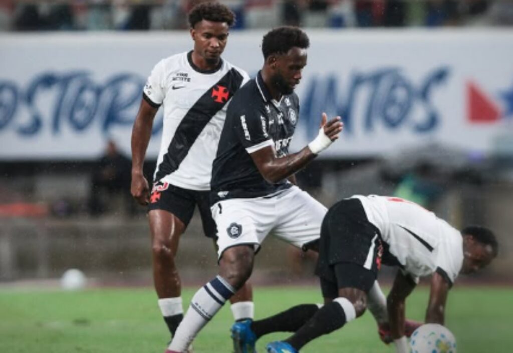 brasileirao:-vasco-sai-na-frente,-mas-remo-busca-empate-no-fim