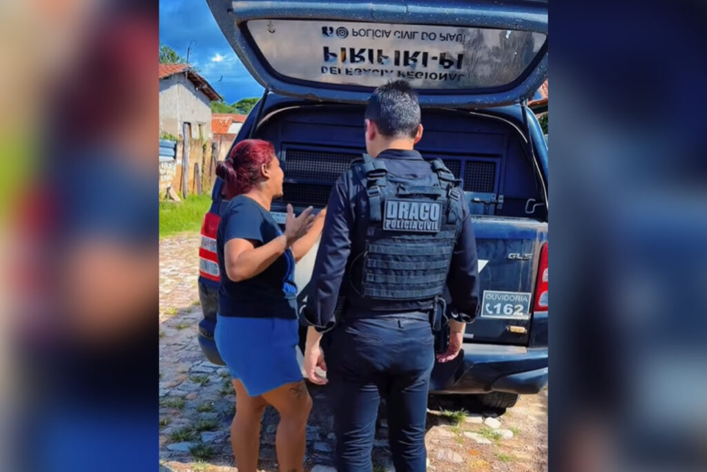 mae-chora-ao-ver-filho-preso-pela-segunda-vez:-“esta-me-matando”.-veja-video