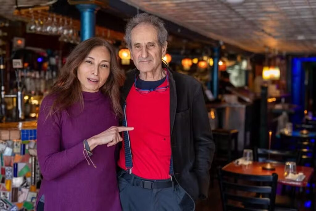 aos-76-anos,-dono-de-restaurante-leva-golpe-e-e-salvo-por-vaquinha