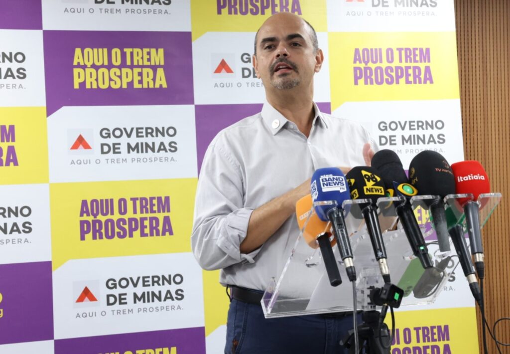 mg:-simoes-defende-escolas-civico-militares-contra-insercao-do-crime.-video