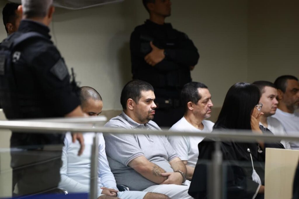 “fiquei-desnorteado”,-diz-pai-e-avo-de-vitimas-de-chacina-durante-julgamento