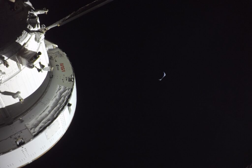 nasa-divulga-novas-imagens-da-lua-tiradas-na-missao-artemis-ii