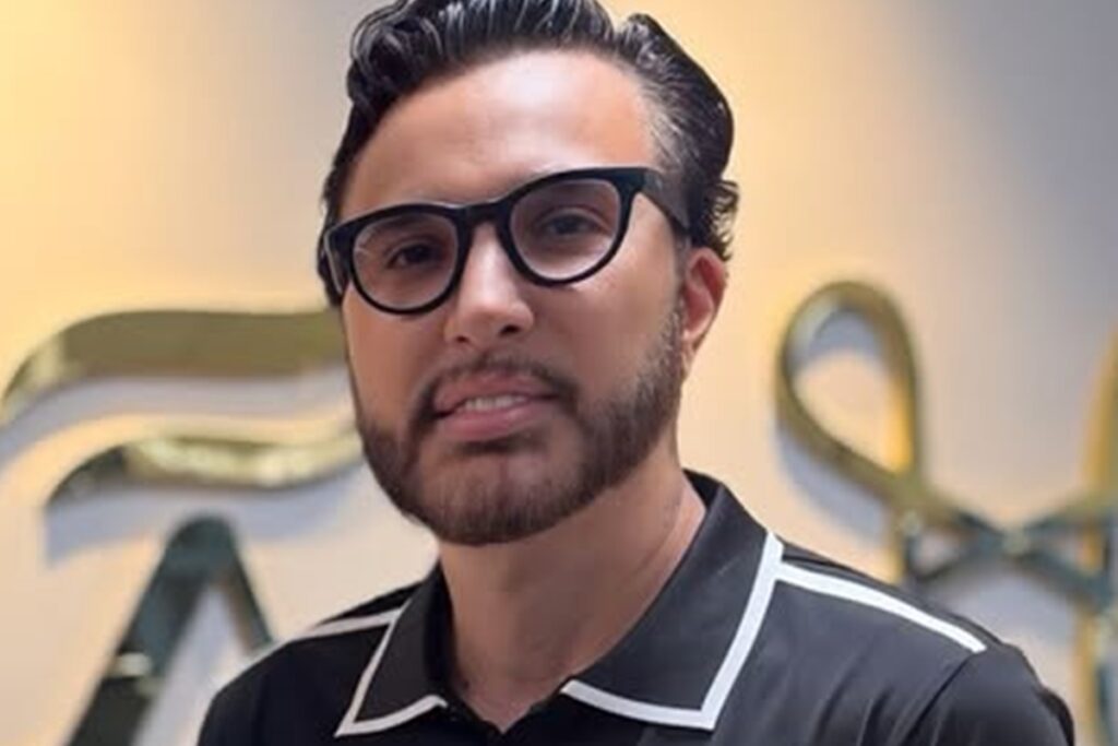 apos-alta,-pai-de-mc-gui-mostra-casa-destruida-pelas-chamas-e-desabafa.-veja-video