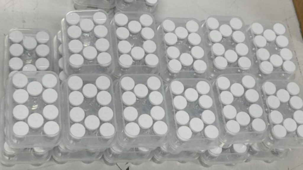 receita-apreende-1-tonelada-de-emagrecedores-ilegais-em-aeroporto