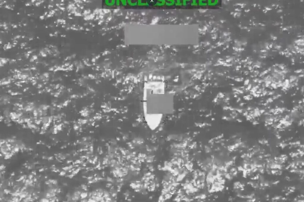 eua-ataca-nova-embarcacao-no-pacifico-e-mata-quatro-pessoas.-video