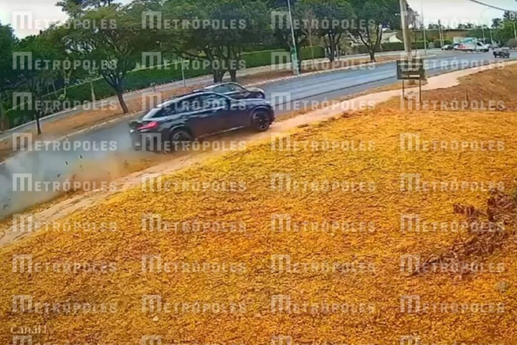 exclusivo:-playboys-fazem-racha-no-lago-sul,-detonam-bmws-e-garotas-ficam-feridas.-veja-video