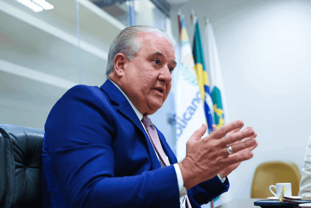 relator-explica-reves-de-pl-dos-apps-e-mira-boulos:-“populismo-barato”