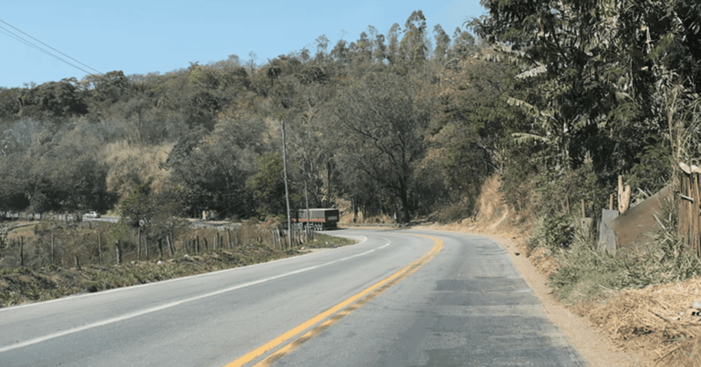 tragedia-da-band:-minas-tenta-acabar-com-a-rodovia-da-morte.-video