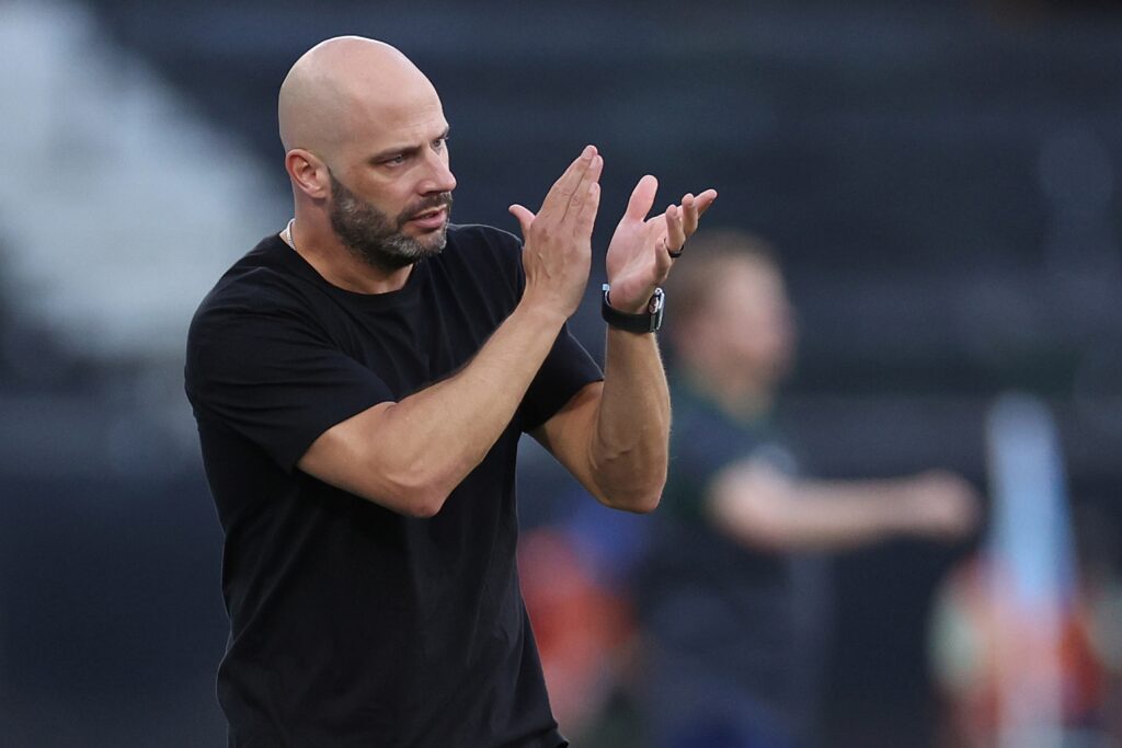 botafogo-x-internacional:-fogao-vence-a-primeira-com-franclim-carvalho