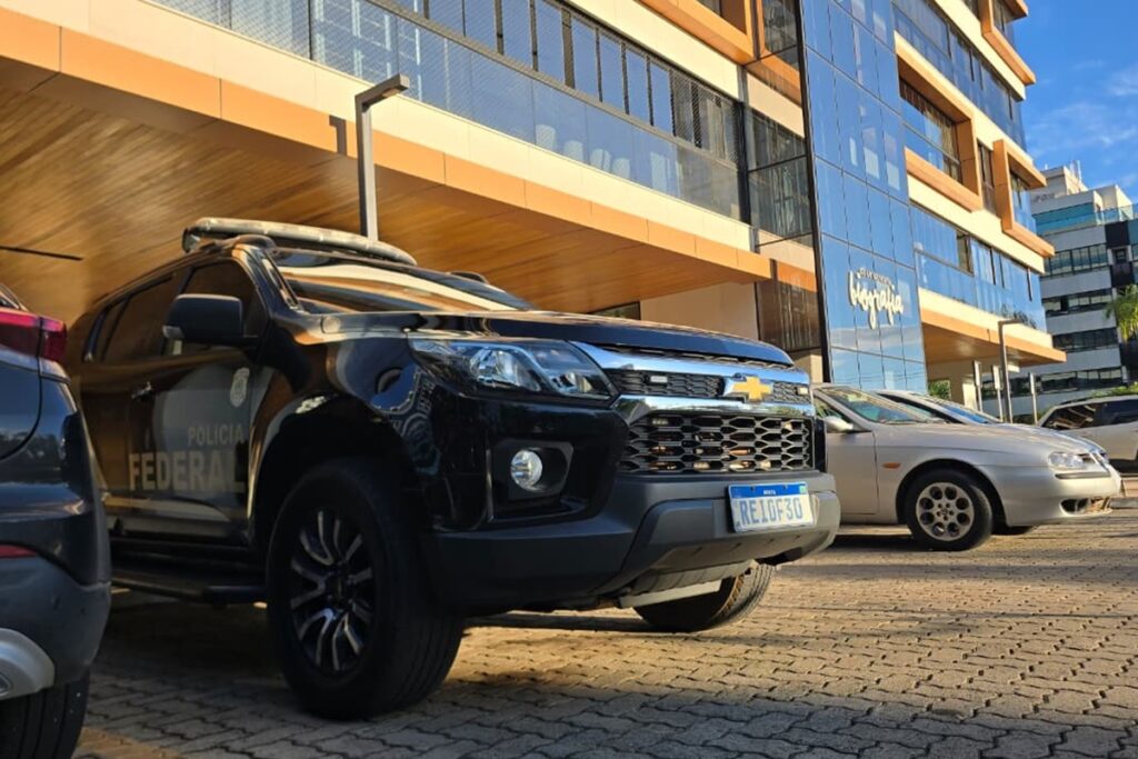 pf-prende-advogado-suspeito-de-montar-esquema-de-propina-no-brb