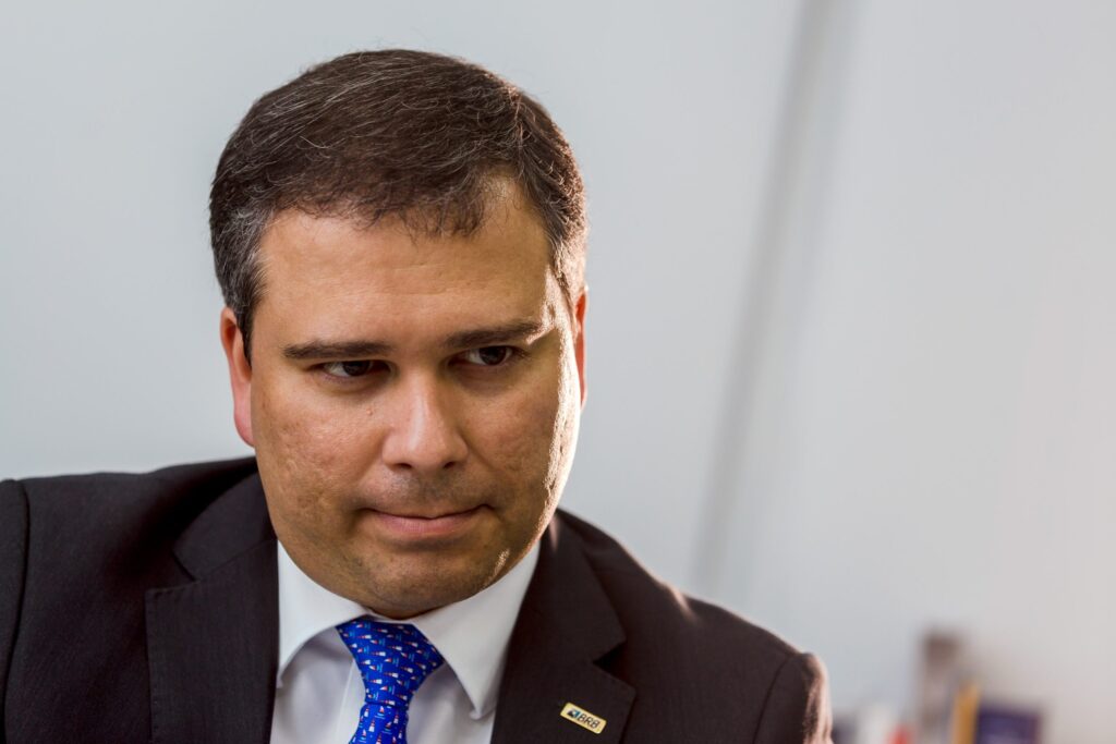 mensagens-revelam-negociacao-de-imoveis-de-luxo-no-caso-brb-master