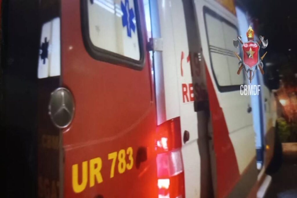 caminhao-bate-em-carro,-acerta-casa-e-deixa-1-morto-e-4-feridos