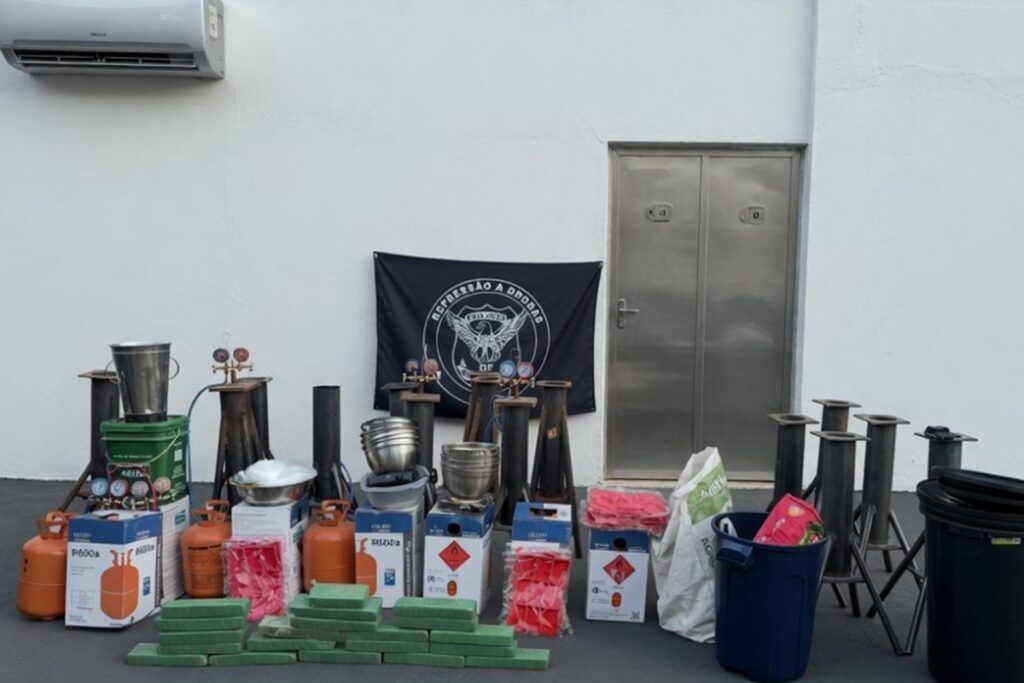 pf-descobre-laboratorio-de-drogas-no-df-com-producao-de-haxixe-“dry”
