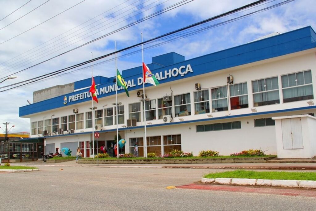 cidade-processa-a-si-mesma-e-nao-consegue-se-achar-no-mapa