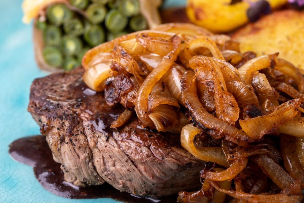 receita-de-bife-acebolado-para-nao-errar-mais-no-ponto