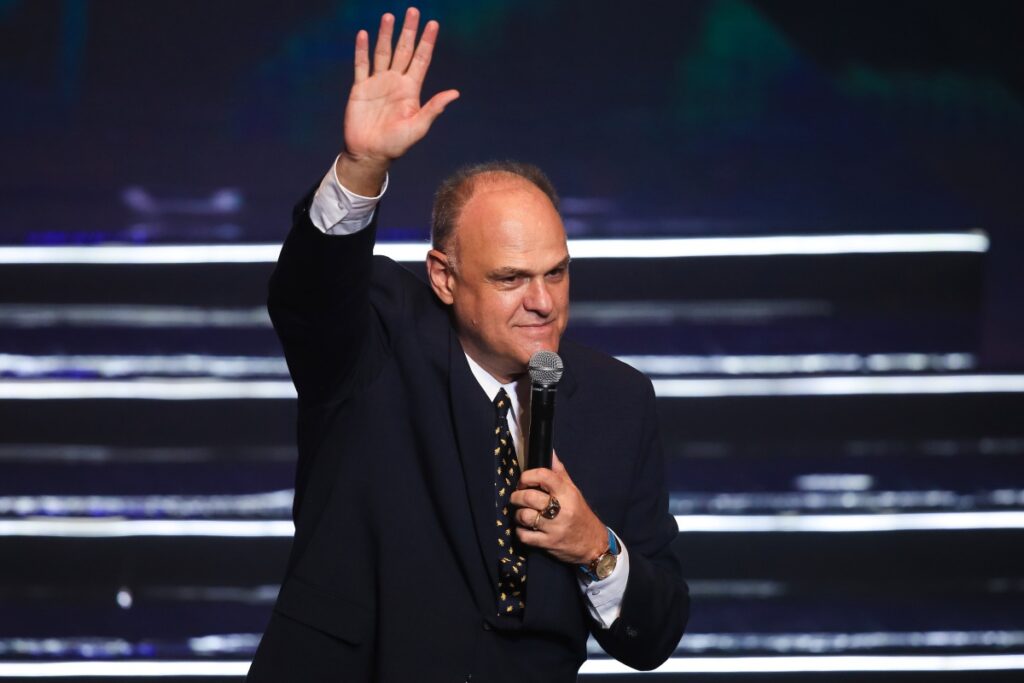 por-que-oscar-schmidt,-maior-idolo-do-basquete-brasileiro,-recusou-nba