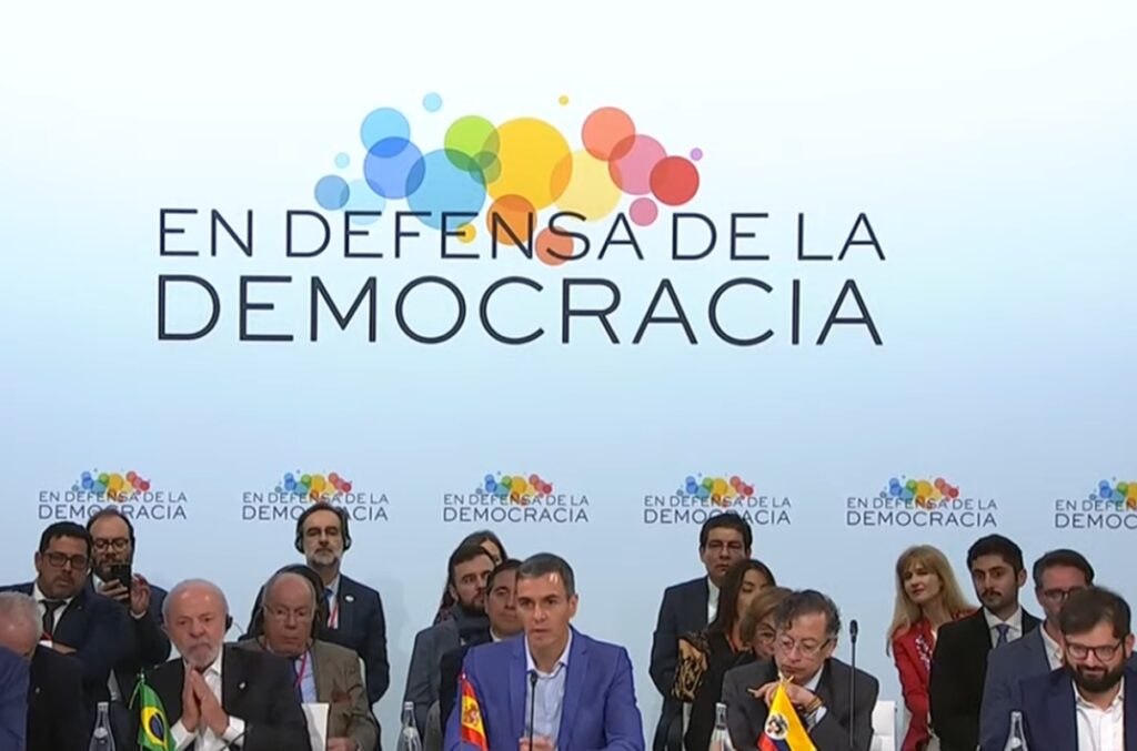 lula-participa-do-forum-em-defesa-da-democracia-em-barcelona