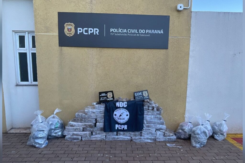 policia-apreende-“encomenda”-do-trafico-estimada-em-r$-3-milhoes.-veja-video