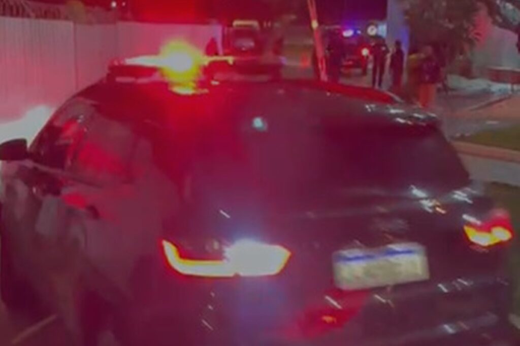 reus-da-maior-chacina-do-df-chegam-em-tribunal-para-ouvir-sentenca.-veja-video