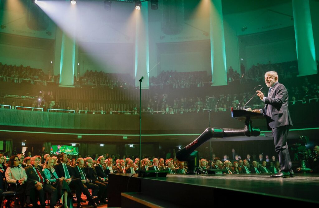 lula-na-alemanha:-“brasil-cansou-de-ser-tratado-como-pais-do-3o-mundo”