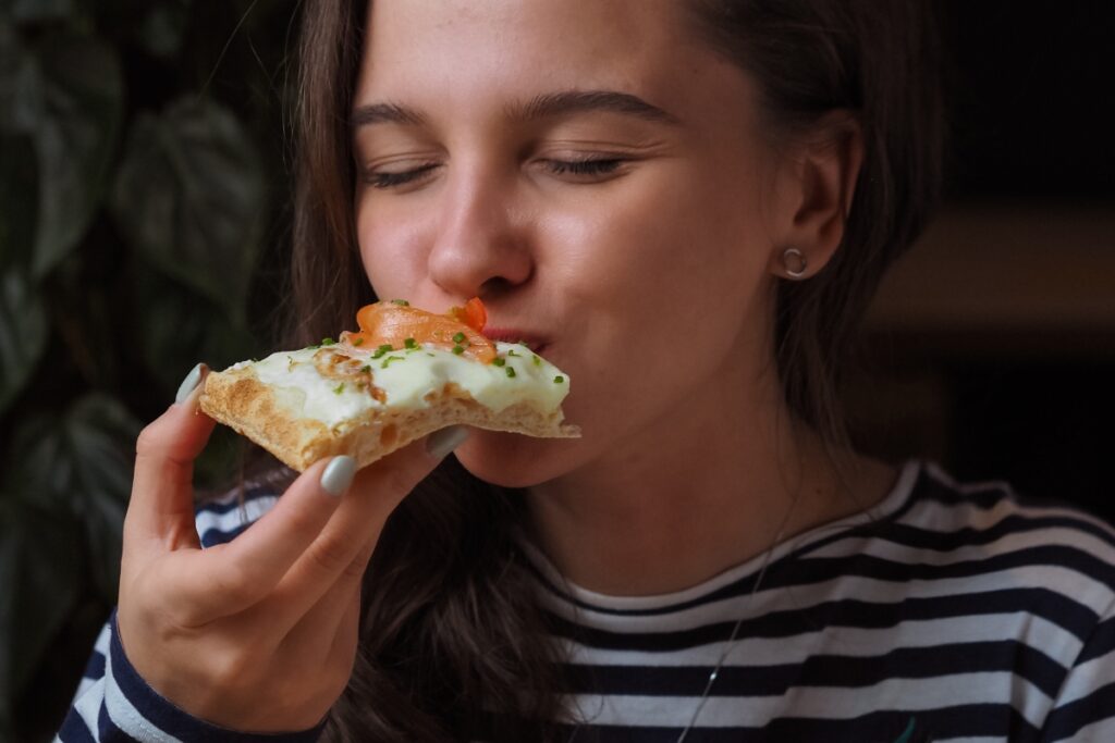 fome-a-noite:-o-que-comer-para-perder-peso-sem-prejudicar-o-sono