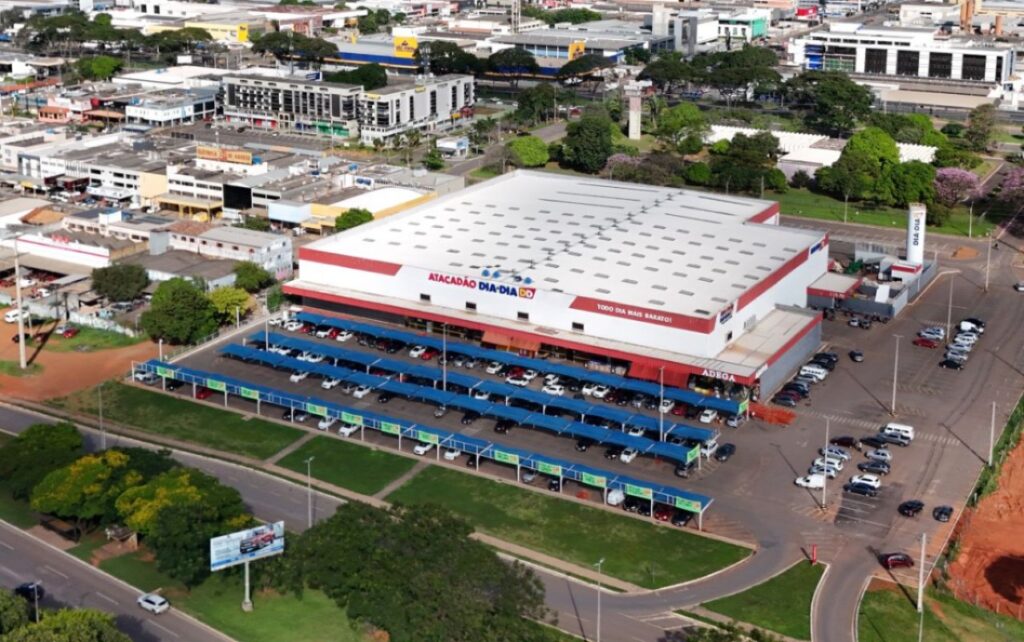 com-20-lojas-no-df,-dia-a-dia-atacadista-celebra-o-aniversario-de-brasilia