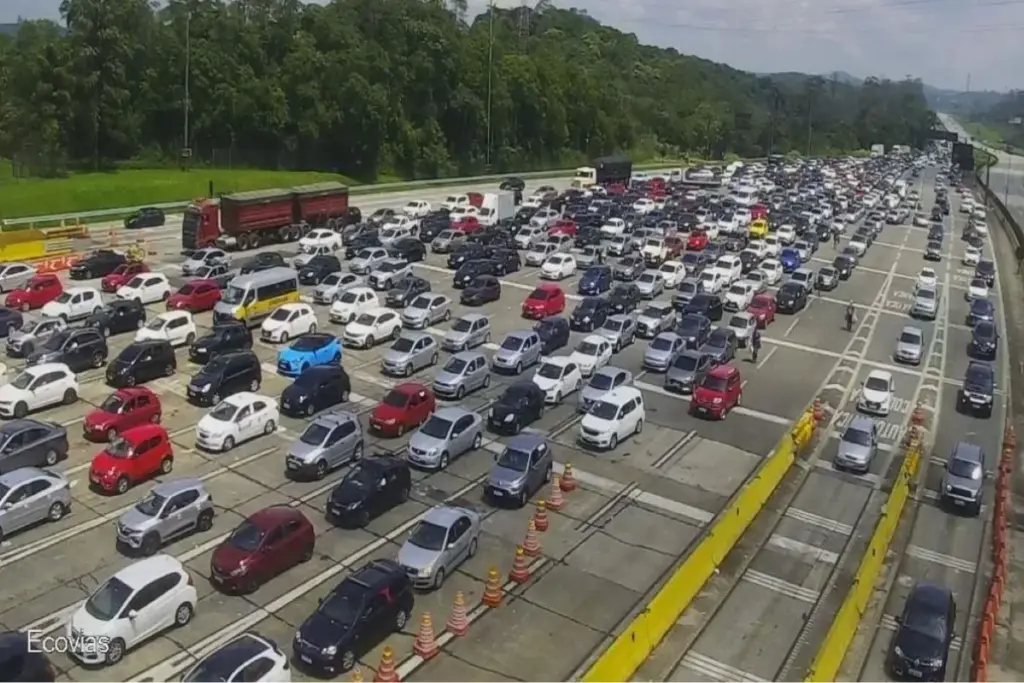 volta-do-feriadao-em-sp:-veja-o-melhor-horario-para-pegar-estrada