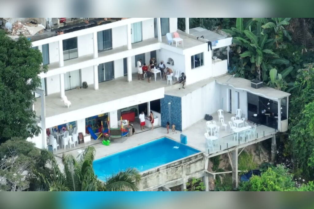 lideres-do-cv-foram-flagrados-em-churrasco-durante-acao-no-vidigal.-veja-video