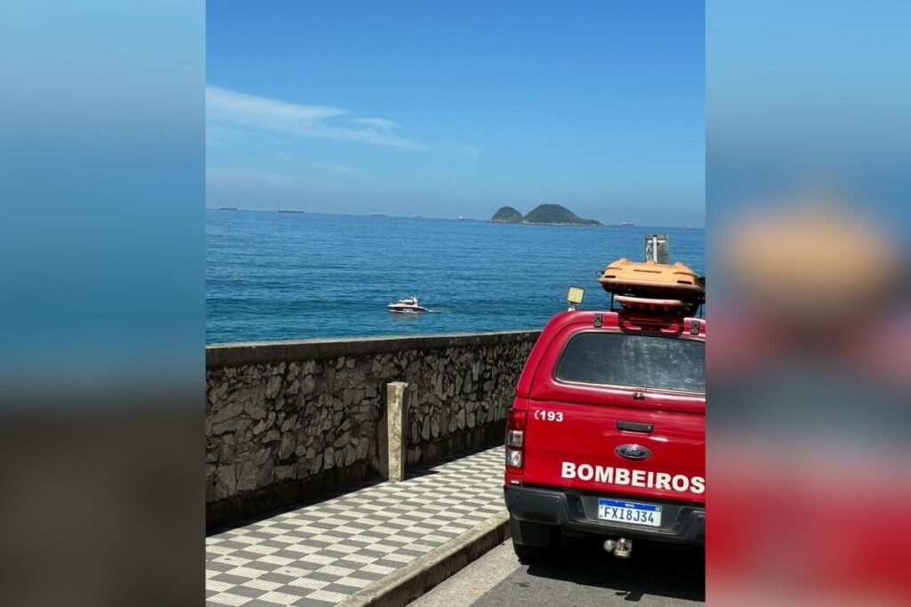 adolescentes-escorregam-de-morro,-caem-no-mar-e-um-desaparece