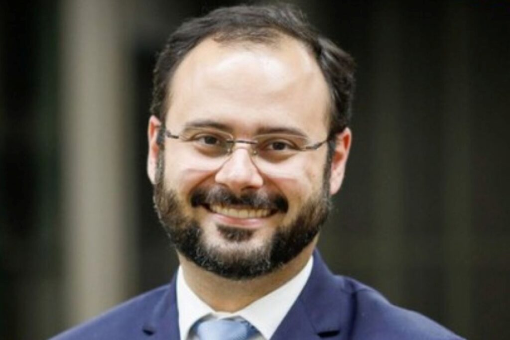 saiba-quem-e-paulo-henrique-pereira,-novo-ministro-do-empreendedorismo