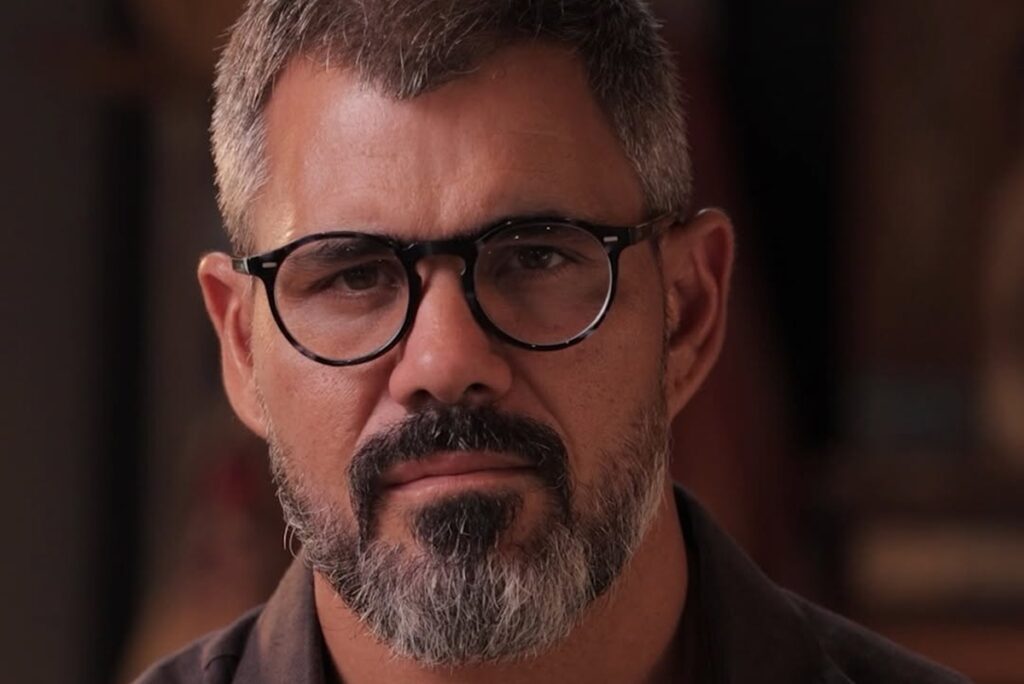 juliano-cazarre-cria-“maior-encontro-de-homens”-e-e-detonado-por-famosos