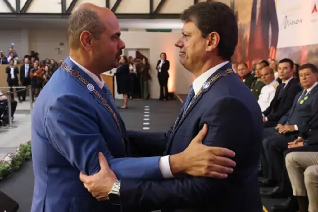 governador-de-mg-diz-que-tem-“inveja-branca”-de-tarcisio-de-freitas.-veja-video