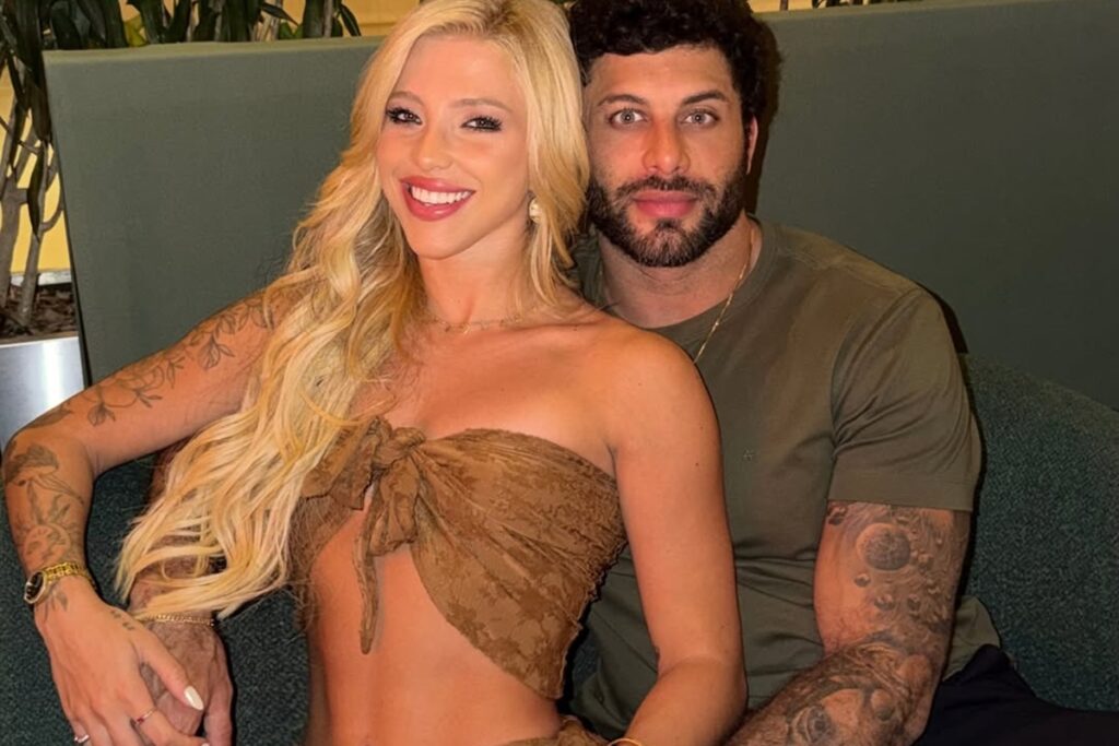 fotos:-“casal-apaixonado”,-declara-jesus-luz-ao-posar-com-a-namorada