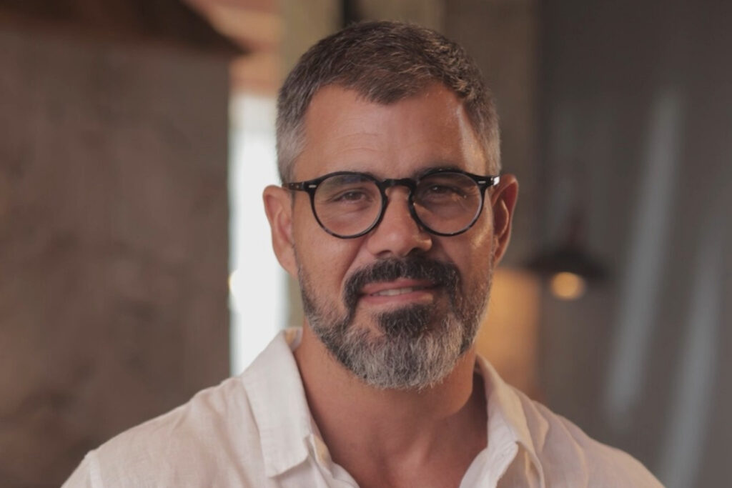 por-que-juliano-cazarre-esta-sendo-detonado-por-atores-da-globo