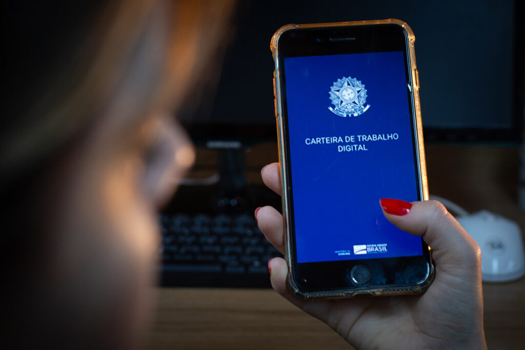 educacao:-inscricoes-para-vagas-temporarias-estao-abertas-em-minas