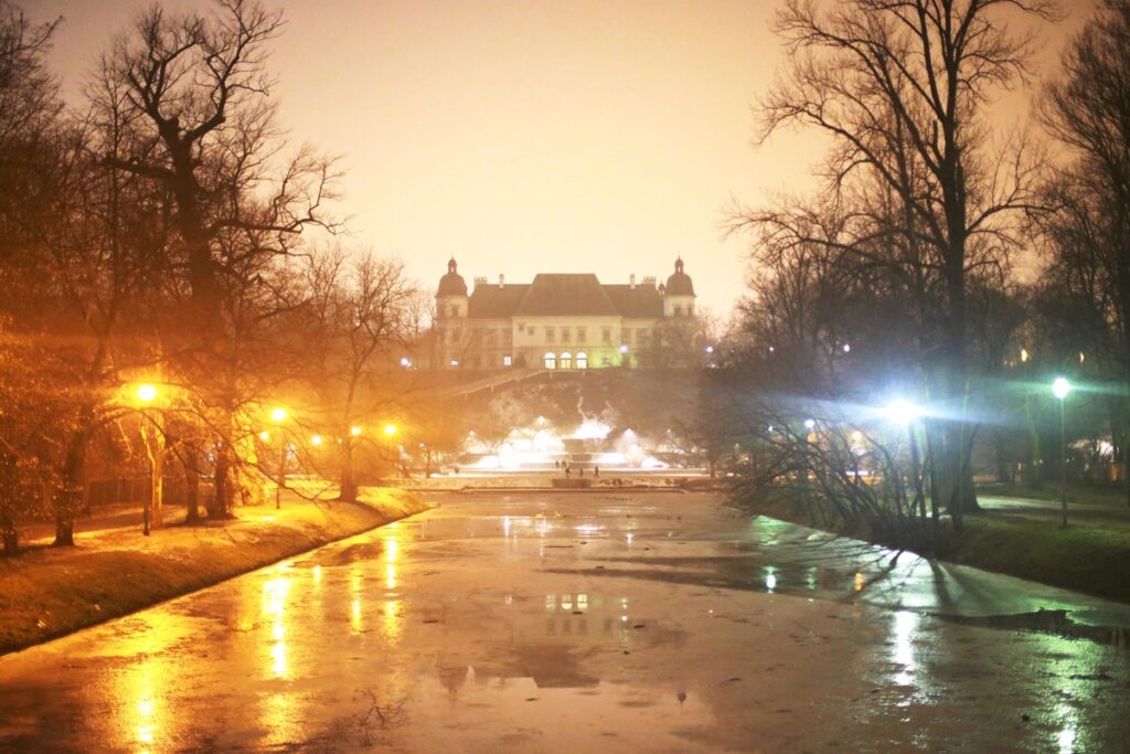 batida-entre-dois-trens-deixa-varios-feridos-na-dinamarca