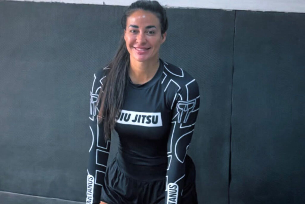 rio:-saiba-quem-era-a-advogada-que-morreu-afogada-no-mar-do-leblon