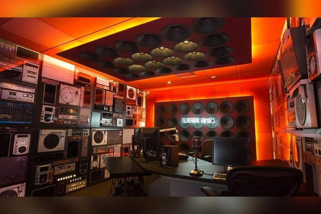 estadao-fecha-radio-eldorado-e-demite-funcionarios