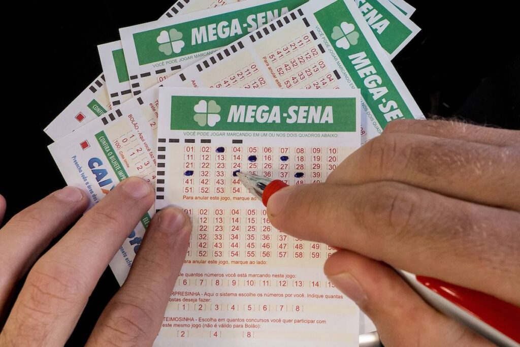 mega-sena-2999-acumula-e-premio-sobe-para-r$-100-milhoes.-veja-numeros