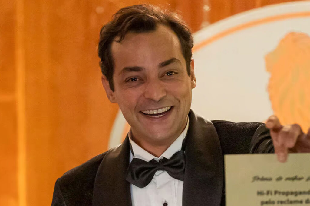 tv-globo-alca-eduardo-sterblitch-ao-posto-de-protagonista-em-nova-novela