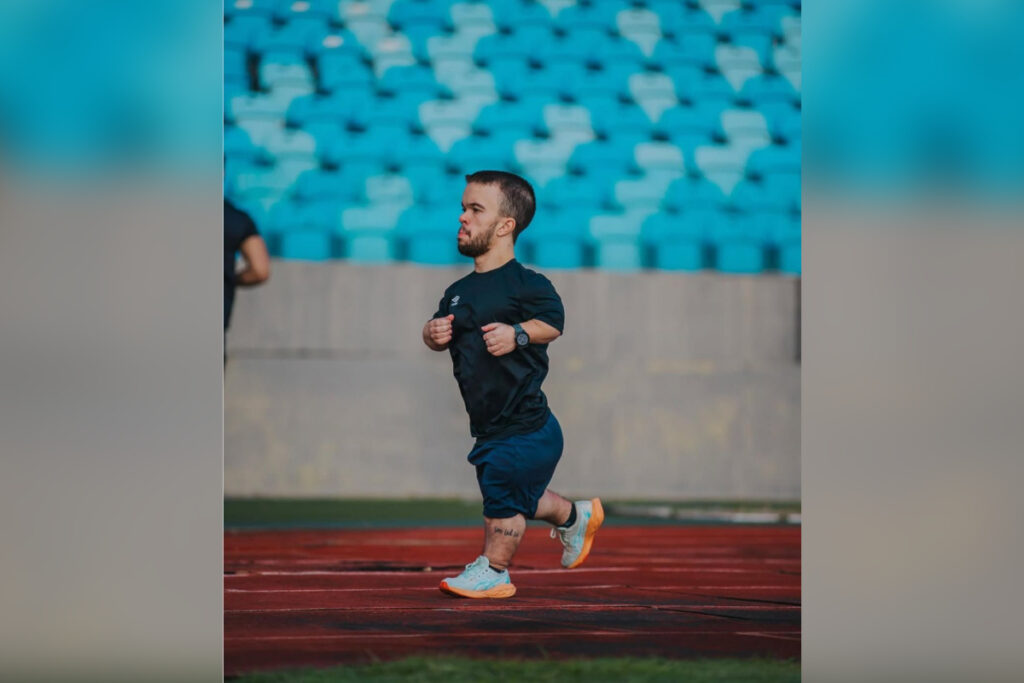 apos-polemica,-candidato-com-nanismo-posta-treino-do-taf-para-delegado.-veja-video