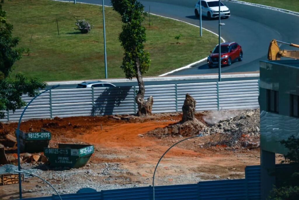 torre-palace:-3-meses-apos-implosao,-escombros-sao-removidos.-veja-video