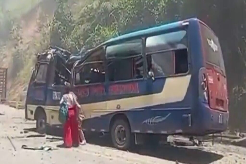 atentado-a-bomba-deixa-ao-menos-7-mortos-e-20-feridos-na-colombia.-video