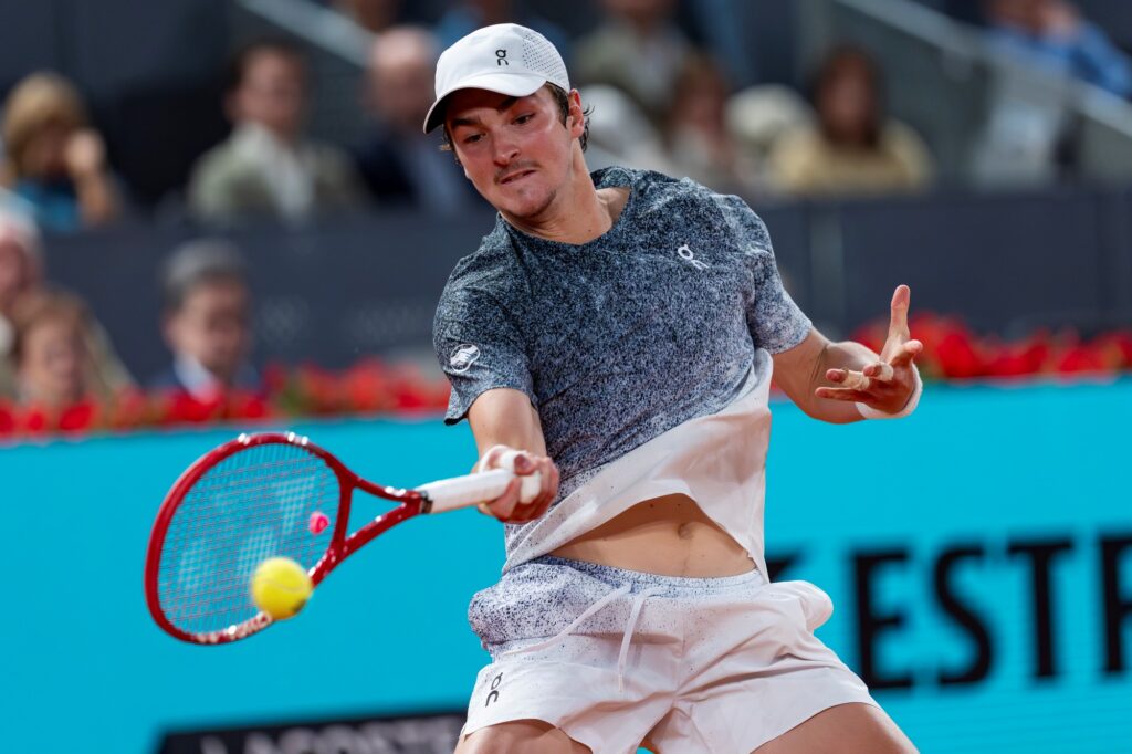 joao-fonseca-e-eliminado-por-rafael-jodar-no-masters-1000-de-madri