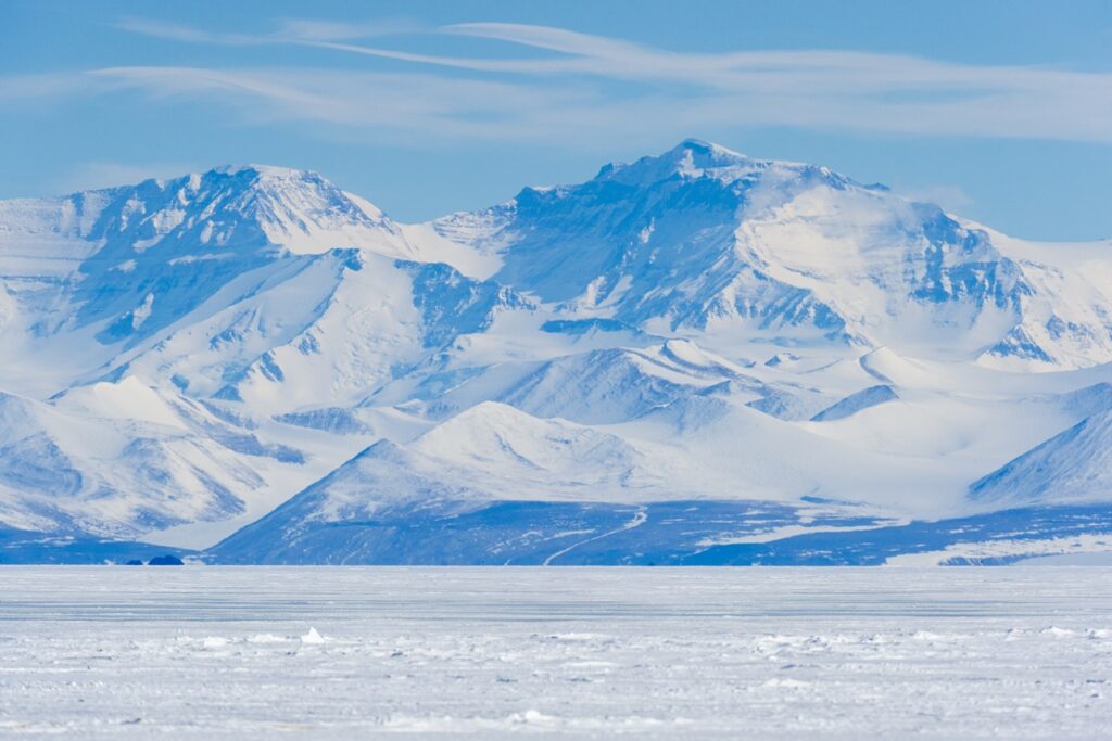 maior-deserto-do-mundo-nao-e-coberto-de-areia-e,-sim,-de-gelo.-entenda