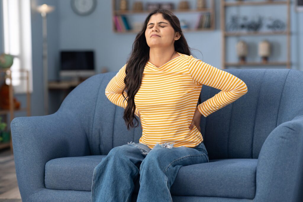 nefrologista-diz-como-e-a-dor-nas-costas-causada-por-problema-nos-rins