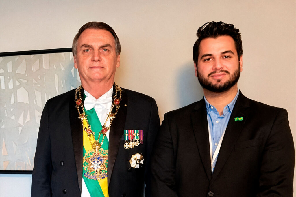 ex-assessor-de-bolsonaro-cita-prisao-“superlotada”-ao-pedir-domiciliar