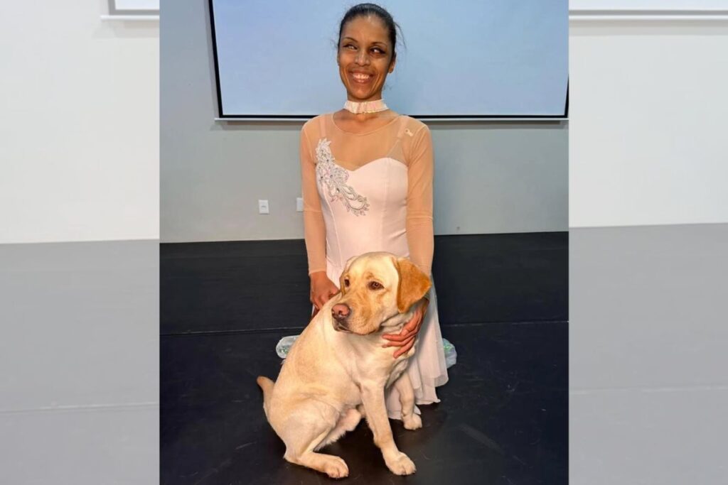bailarina-cega-e-cao-guia:-a-luta-pela-autonomia-que-vai-alem-do-palco